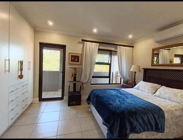 4 BEDROOM HOUSE FOR SALE IN PORT ZIMBALI ESTATE